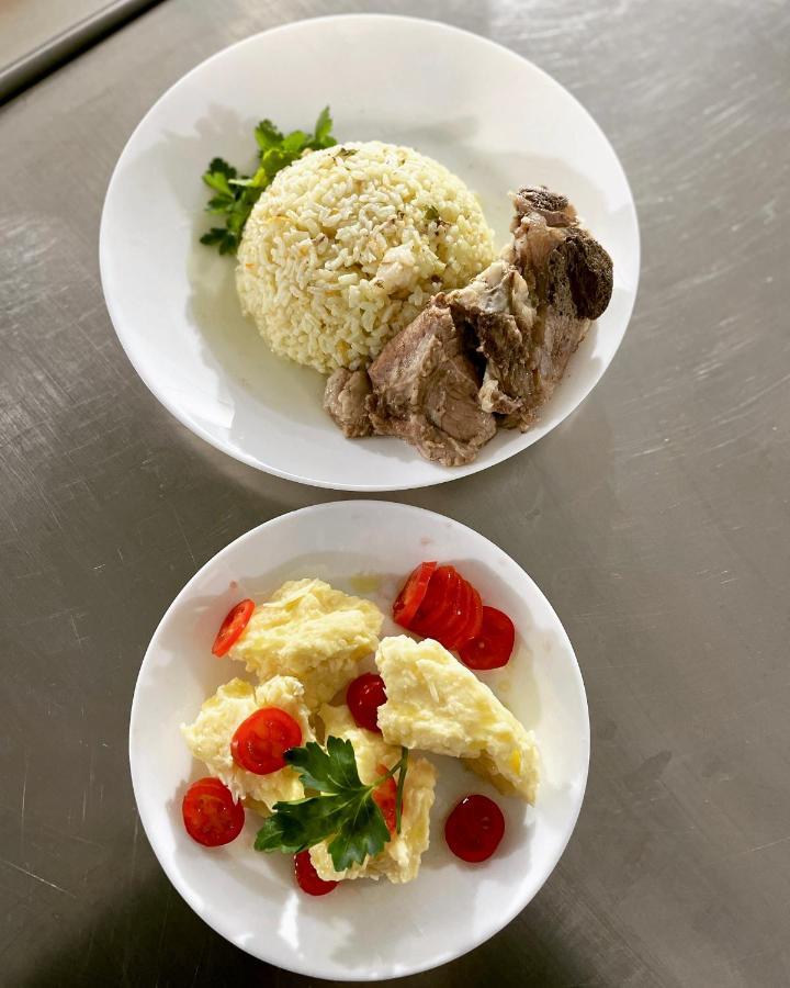 Grand Jnk Boutique Hotel Kukes Ngoại thất bức ảnh