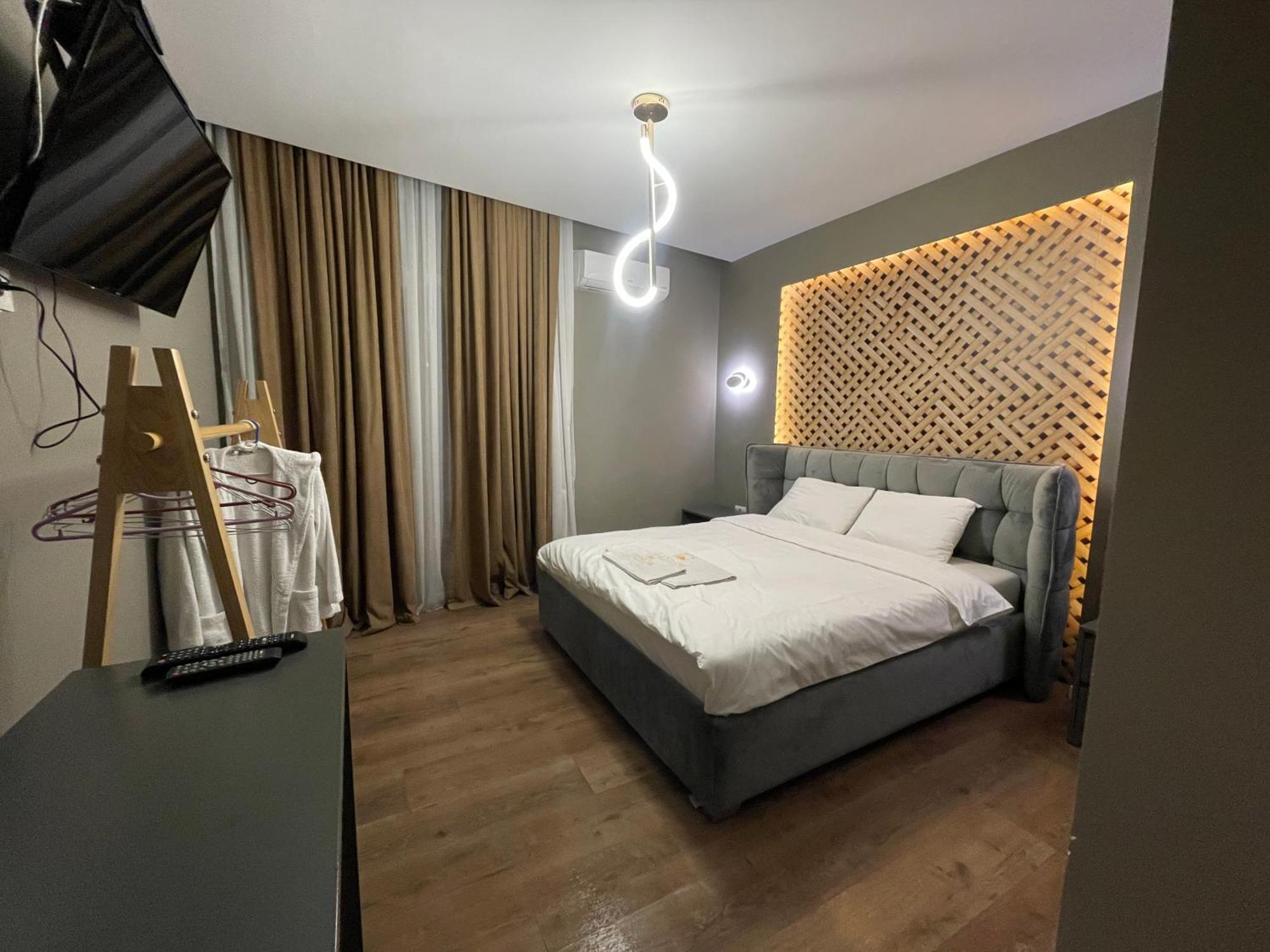 Grand Jnk Boutique Hotel Kukes Ngoại thất bức ảnh