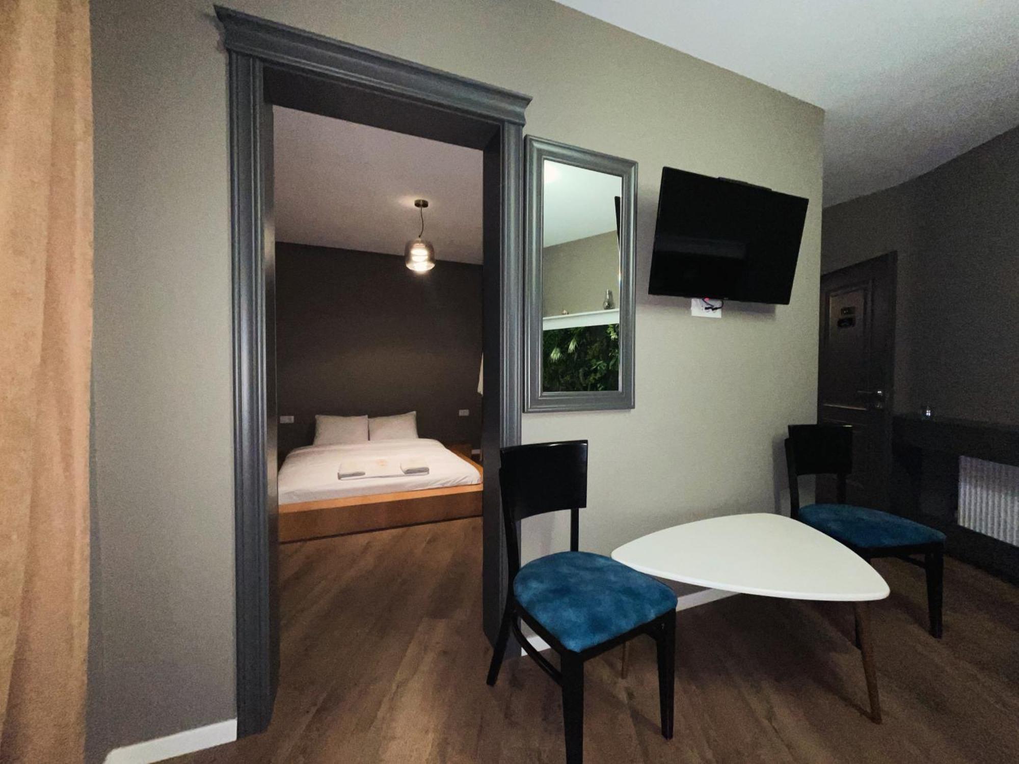 Grand Jnk Boutique Hotel Kukes Ngoại thất bức ảnh