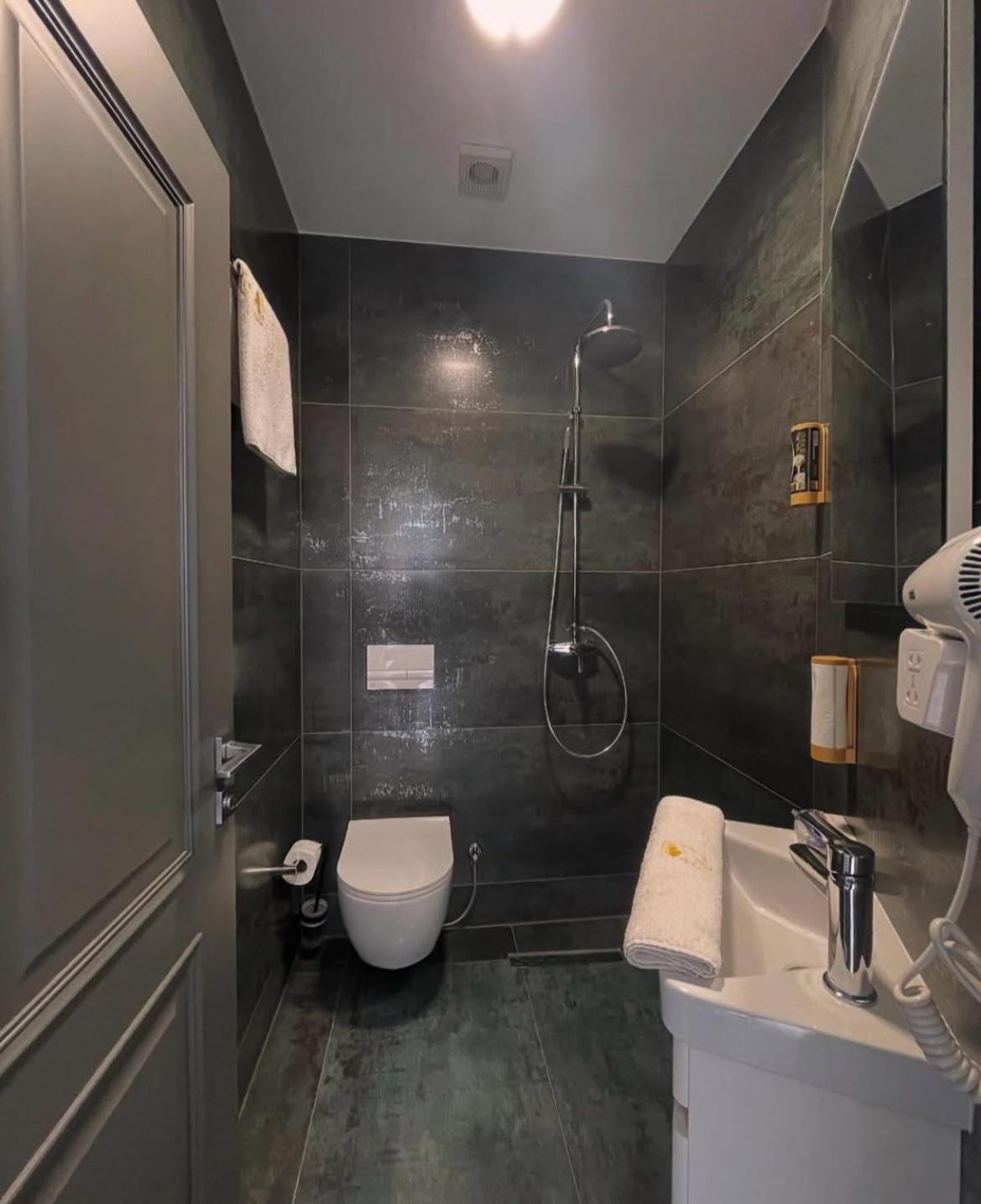 Grand Jnk Boutique Hotel Kukes Ngoại thất bức ảnh