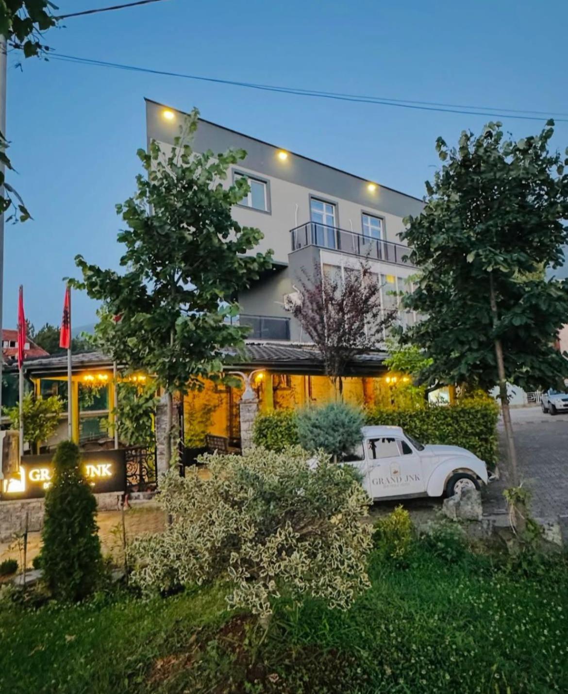 Grand Jnk Boutique Hotel Kukes Ngoại thất bức ảnh